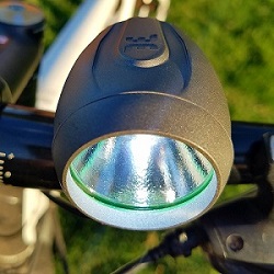 bright eyes brand bicycle light